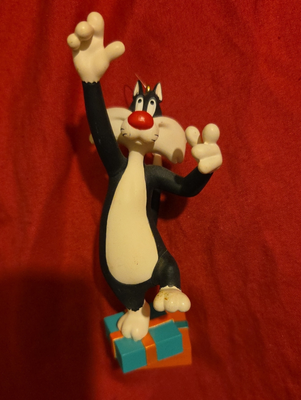 1995 Looney Tunes Sylvester Ornament By Hallmark Cards